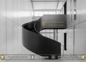 Cầu Thang Sắt Tấm xoắn ốc: Báo Giá & 50+ Mẫu Đẹp Hiện Đại
